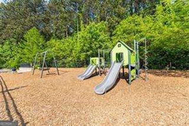 1909 Red Eagle Walk, Atlanta, GA 30318
