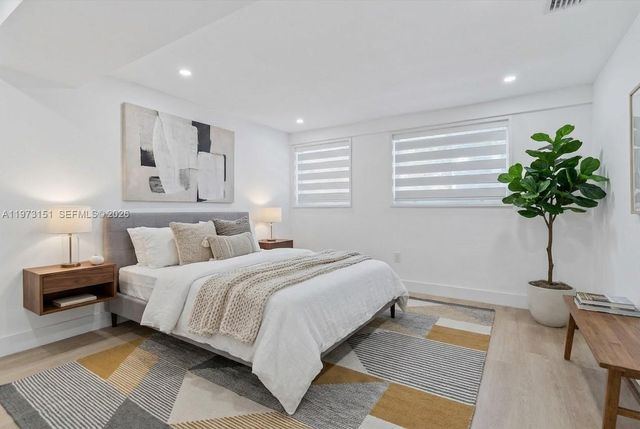 2548 Tortugas Ln, Fort Lauderdale, FL 33312