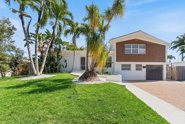 2548 Tortugas Ln, Fort Lauderdale, FL 33312