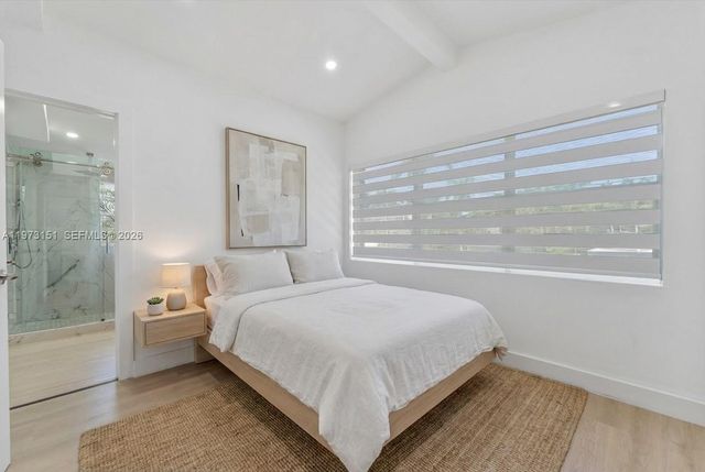 2548 Tortugas Ln, Fort Lauderdale, FL 33312