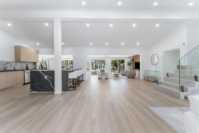 2548 Tortugas Ln, Fort Lauderdale, FL 33312