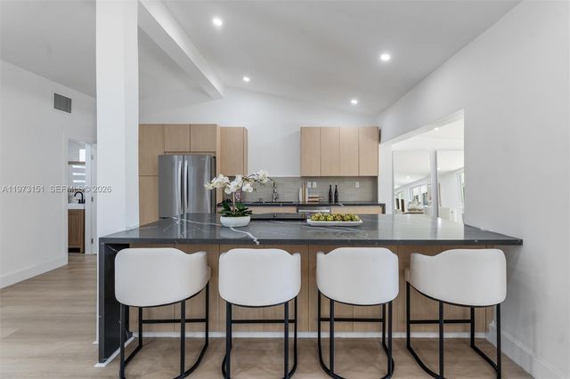 2548 Tortugas Ln, Fort Lauderdale, FL 33312