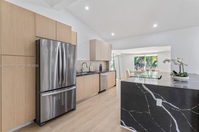 2548 Tortugas Ln, Fort Lauderdale, FL 33312