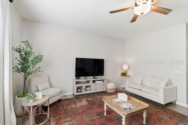 8 Coosawhatchie Way, Beaufort, SC 29906