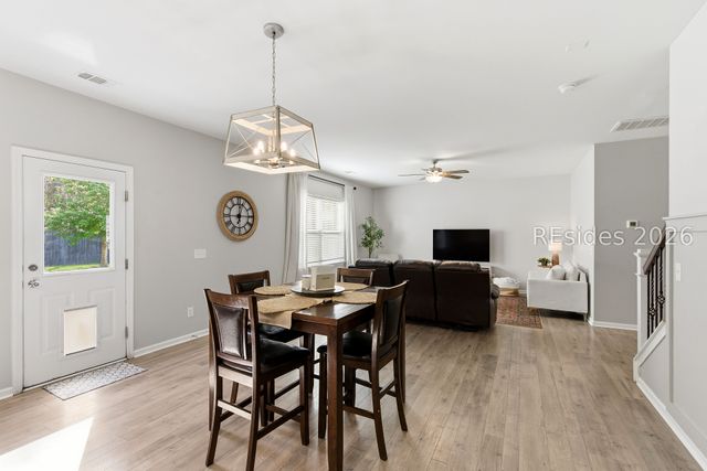 8 Coosawhatchie Way, Beaufort, SC 29906