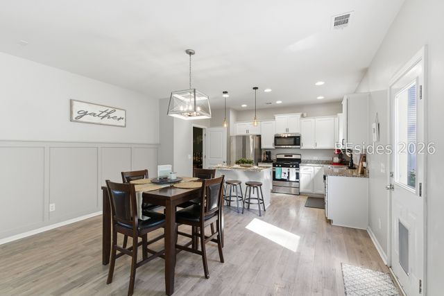 8 Coosawhatchie Way, Beaufort, SC 29906