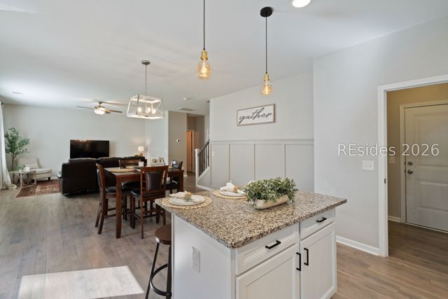 8 Coosawhatchie Way, Beaufort, SC 29906