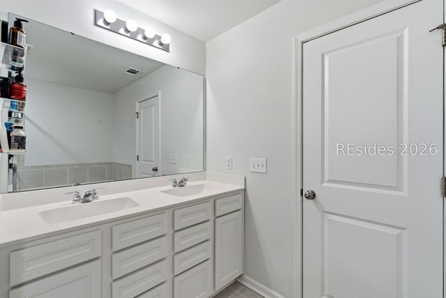 8 Coosawhatchie Way, Beaufort, SC 29906