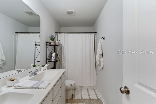 8 Coosawhatchie Way, Beaufort, SC 29906