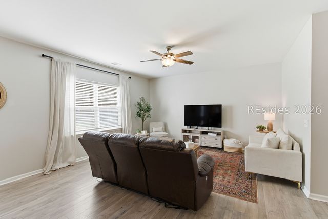 8 Coosawhatchie Way, Beaufort, SC 29906