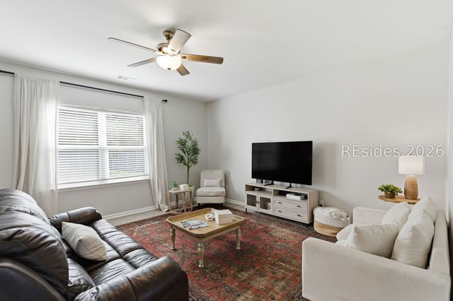 8 Coosawhatchie Way, Beaufort, SC 29906