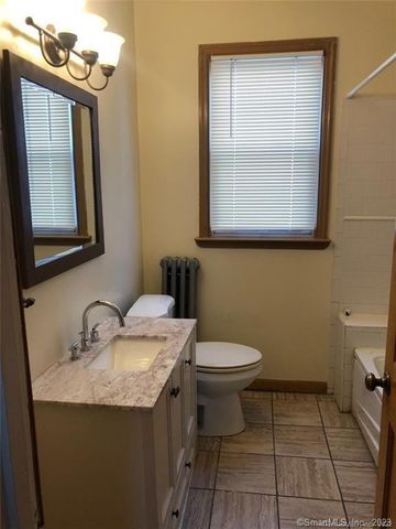 364 West Rock Avenue, New Haven, CT 06511