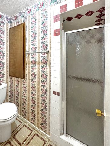 3539 Hacienda Drive, Dallas, TX 75233