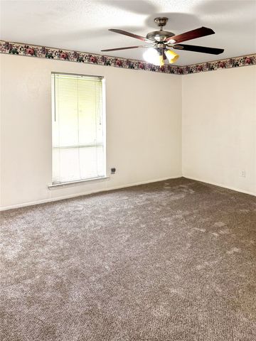 3539 Hacienda Drive, Dallas, TX 75233