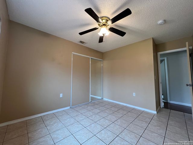 116 MEADOW LARK, Converse, TX 78109