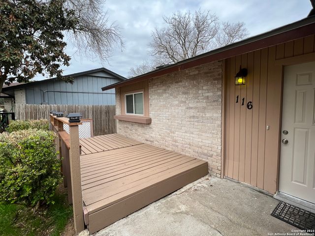 116 MEADOW LARK, Converse, TX 78109