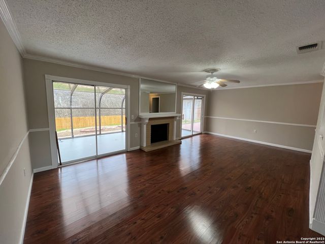 116 MEADOW LARK, Converse, TX 78109