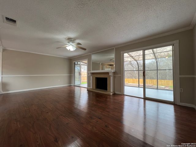 116 MEADOW LARK, Converse, TX 78109