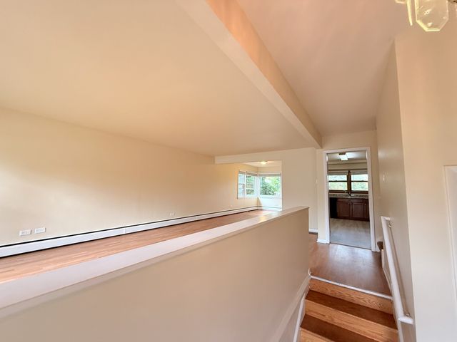 1428 E Lyn Court, Homewood, IL 60430