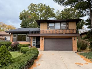 1428 E Lyn Court, Homewood, IL 60430