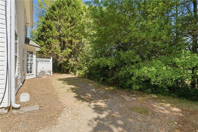 230 Cottonwood Creek Circle, Canton, GA 30114