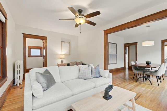 1129 Edmund Avenue, Saint Paul, MN 55104