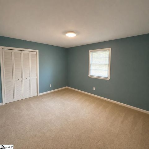 110 Kingston Drive, Laurens, SC 29360