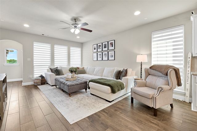4528 Oriel Lane, Carrollton, TX 75010