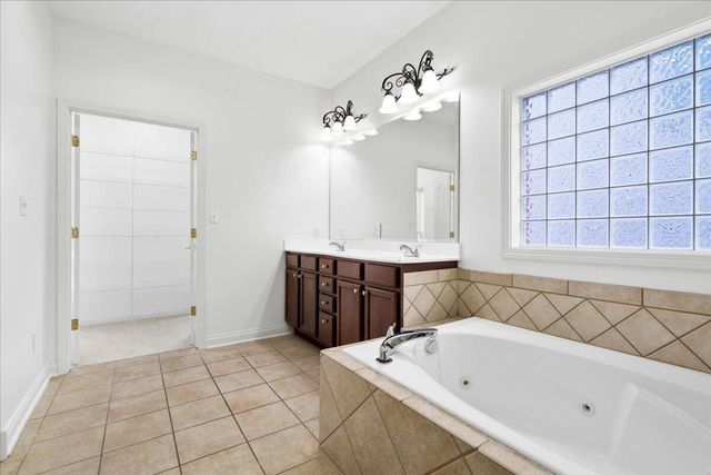 3780 Ridge View Way, Lexington, KY 40509