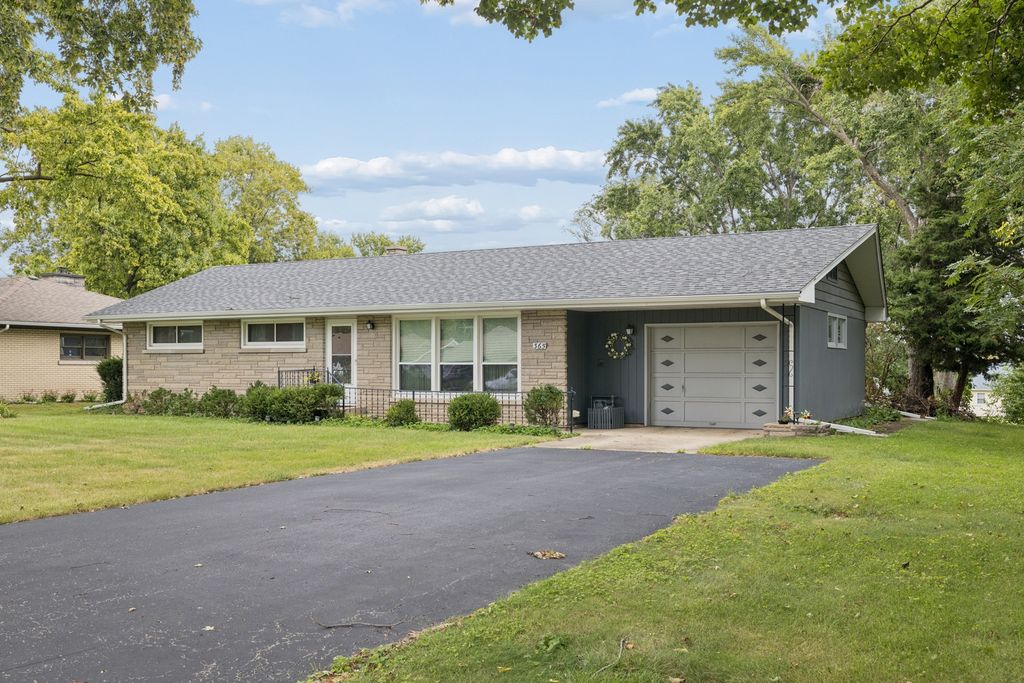 365 De Paul Court, Romeoville, IL 60446 — photo 2