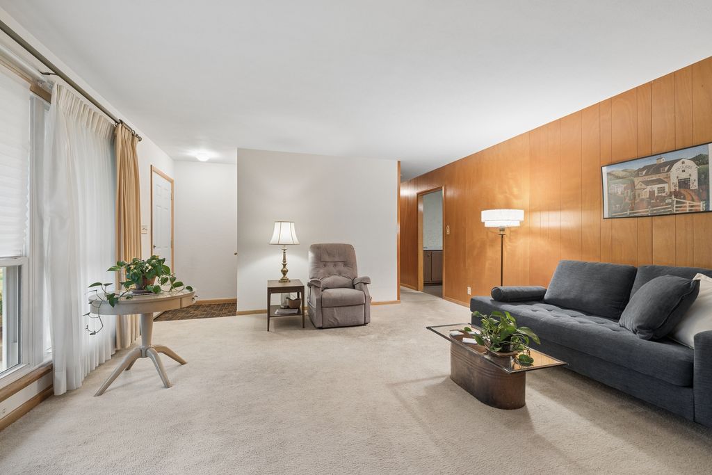 365 De Paul Court, Romeoville, IL 60446 — photo 4