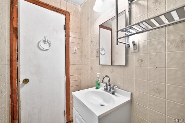 10346 Adirondack View, Marcy, NY 13502