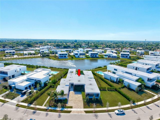 16600 Sunset Way, Weston, FL 33326