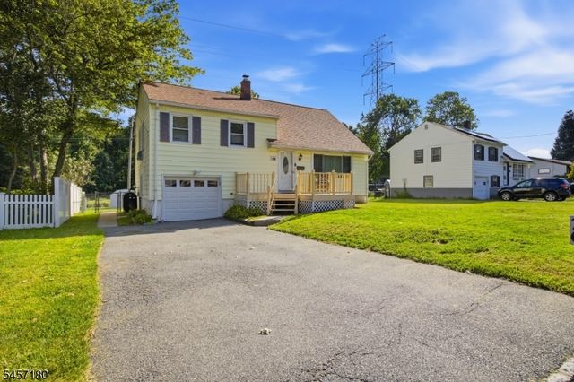 20 Alan Ln, Mine Hill Twp., NJ 07803