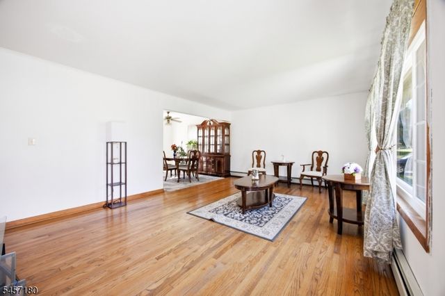 20 Alan Ln, Mine Hill Twp., NJ 07803