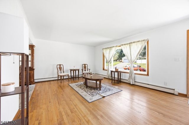 20 Alan Ln, Mine Hill Twp., NJ 07803