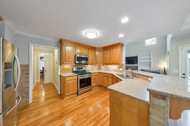 638 Braidwood Drive NW, Acworth, GA 30101