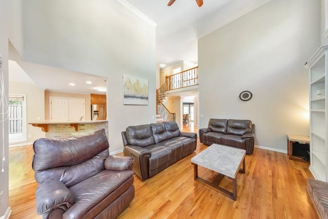 638 Braidwood Drive NW, Acworth, GA 30101