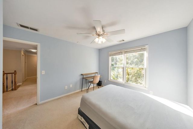 638 Braidwood Drive NW, Acworth, GA 30101