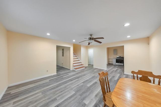 638 Braidwood Drive NW, Acworth, GA 30101