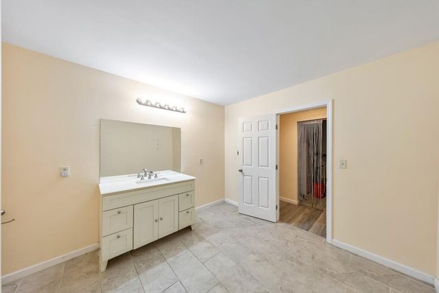 638 Braidwood Drive NW, Acworth, GA 30101