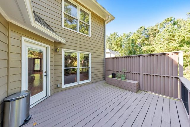 638 Braidwood Drive NW, Acworth, GA 30101