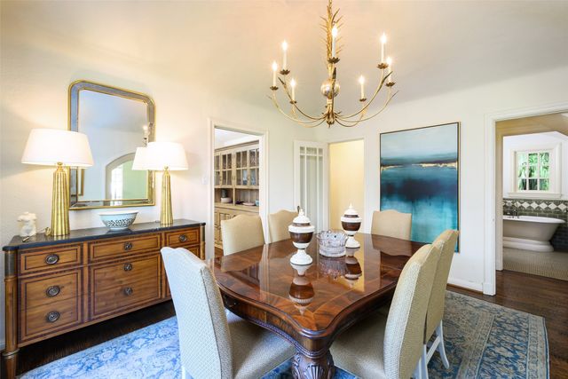 6934 Hammond Avenue, Dallas, TX 75223