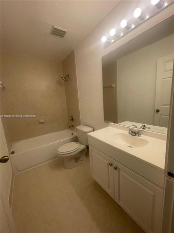2744 SE 15th Place 136, Homestead, FL 33035