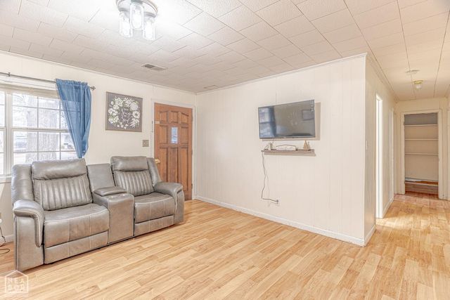 501 Walnut Drive, Paragould, AR 72450