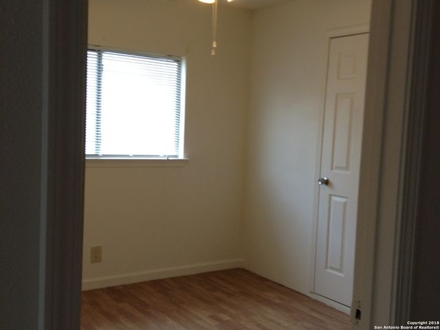 8926 BREEZEFIELD, San Antonio, TX 78240