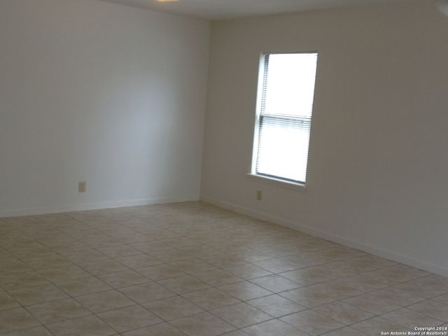 8926 BREEZEFIELD, San Antonio, TX 78240