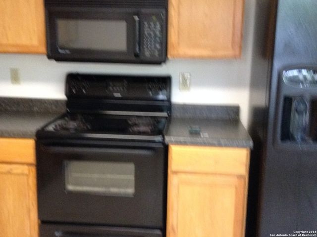 8926 BREEZEFIELD, San Antonio, TX 78240