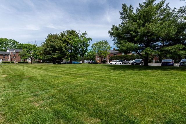 251 Rock Street B7, Norwood, MA 02062