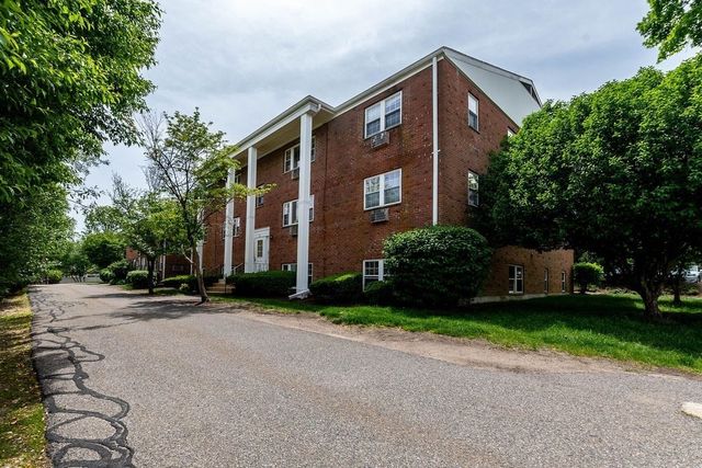 251 Rock Street B7, Norwood, MA 02062